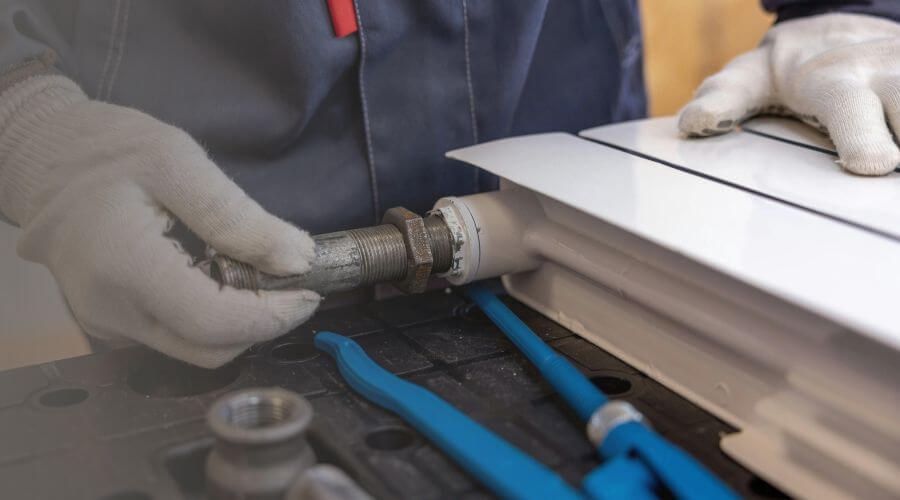 Professional water heater repair services in Hillsboro, IL